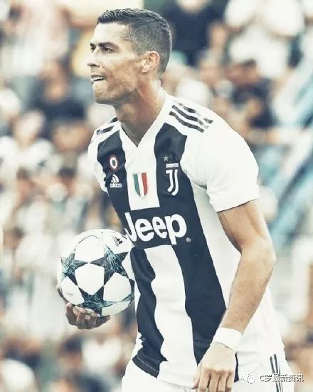 世界羽联年终总决赛 冯彦哲／黄东萍2-0取开门红