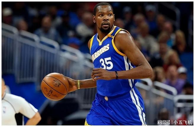 解析波士顿红袜队如何通过拆除更衣室壁垒建立其独特的兄弟会文化