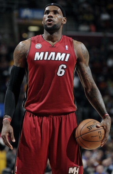 火箭刚裁史密斯，二队却换取他的发展联盟权益，背后原因引人关注