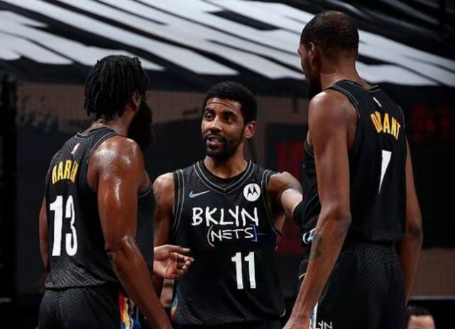 拉玛西亚11大离队天才：奥纳纳、西蒙斯领衔