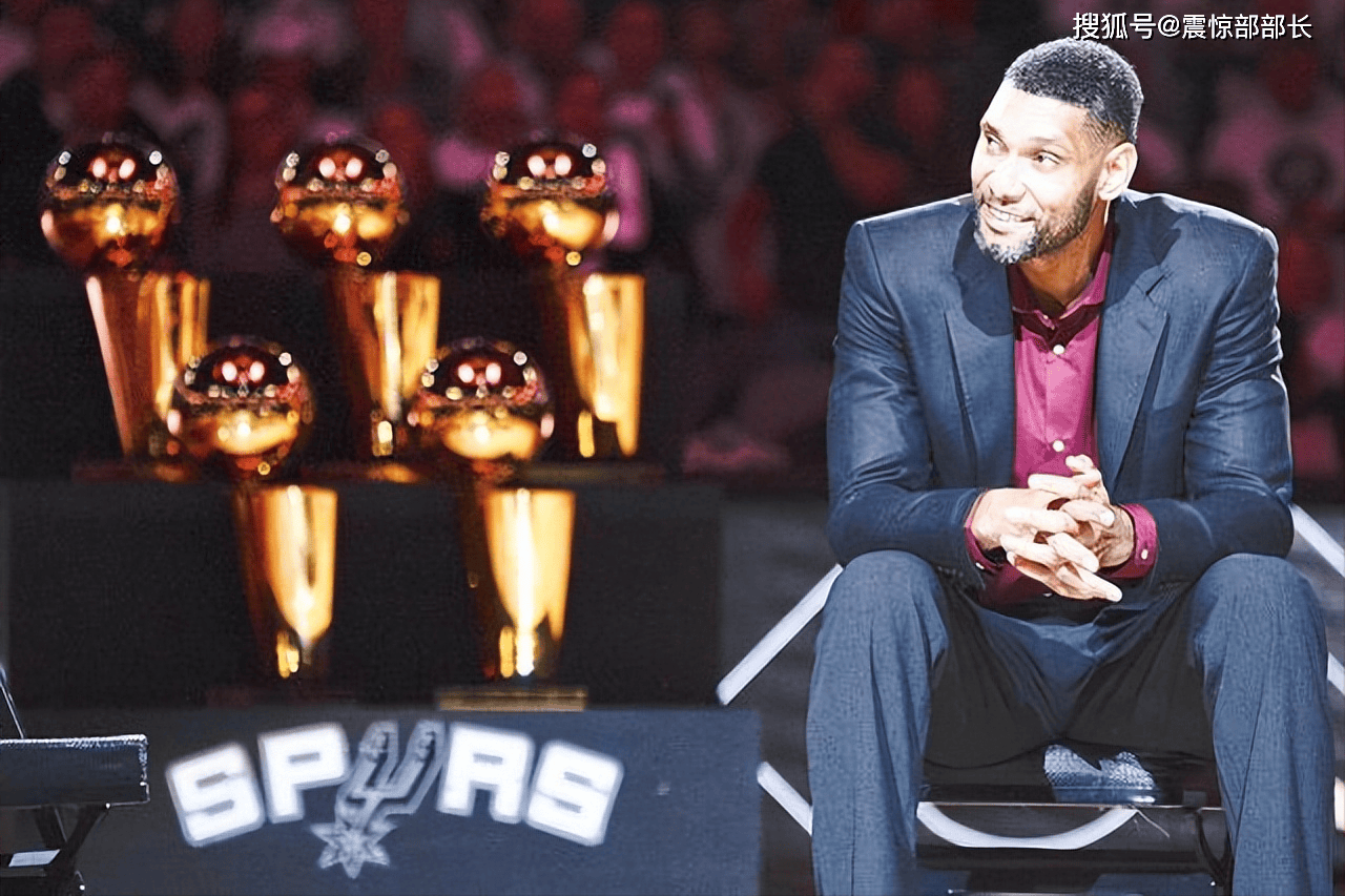 记者：维尼修斯续约谈判失败，皇马设定1.5亿欧初始转会费