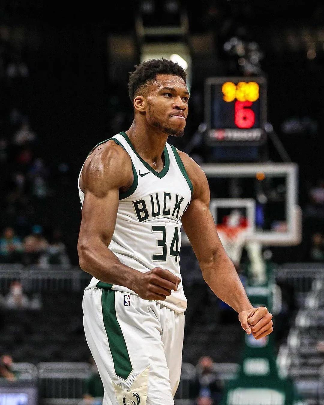 2026网球联合杯：中国不敌加拿大