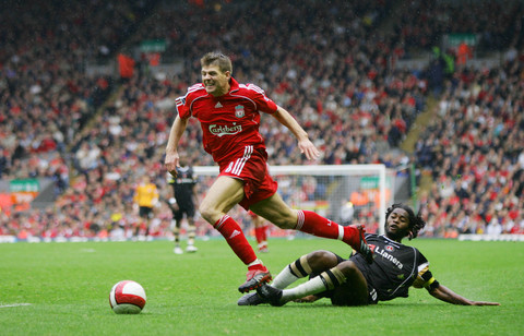 曼城希望在本月签下马克·格伊，已通过初步接触开启谈判。 [via @FabrizioRomano] 来源：City Xtra