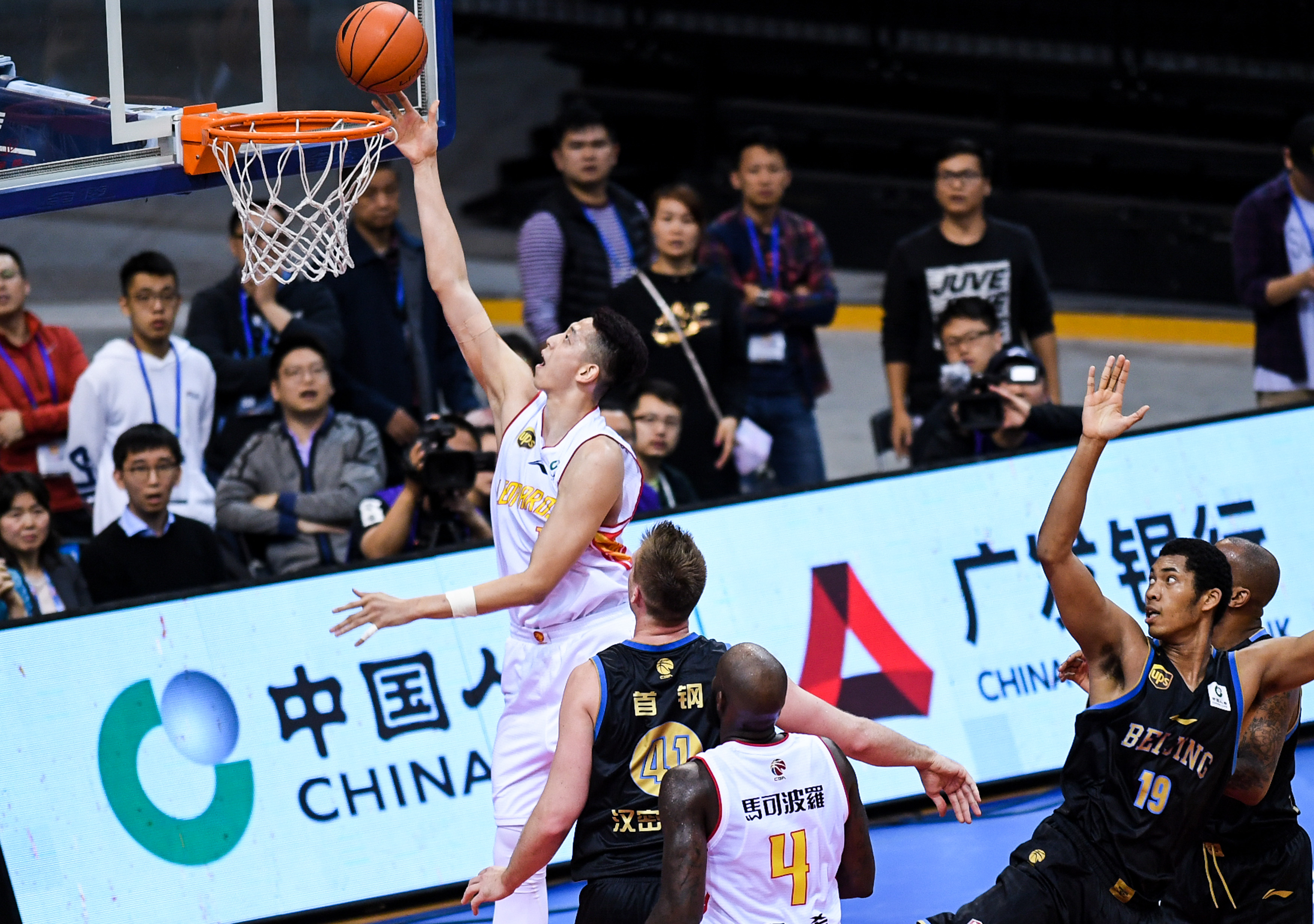 《上古卷轴5：天际 周年版》正式登陆任天堂Switch 2