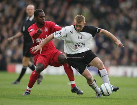 莱纳德24+12+5快船1分险胜勇士 库里6犯